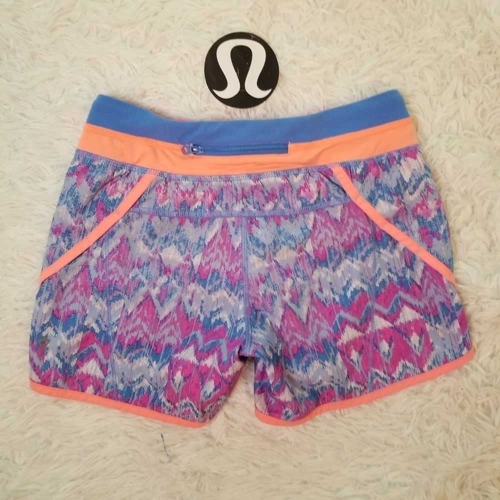 IVIVVA Lululemon Run Speed Shorts 12 2 Ikat Print